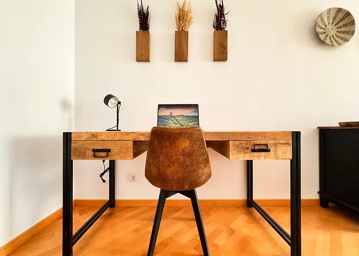 Apartment Exclusive - Smart Tv De 75